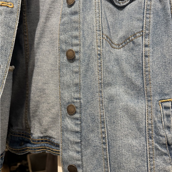 Universal Thread Light Blue Denim Jacket - Picture 3 of 4